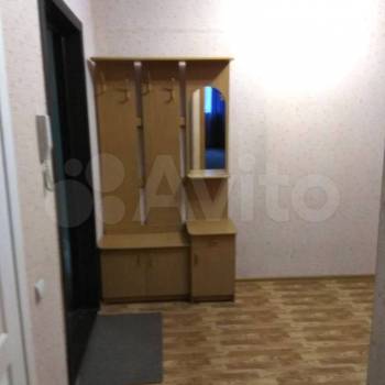 Сдается 1-комнатная квартира, 42,2 м²