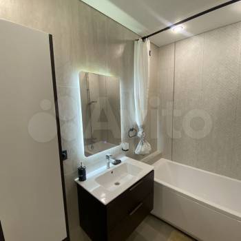 Сдается 2-х комнатная квартира, 60 м²