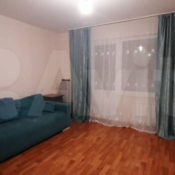 Сдается 1-комнатная квартира, 40 м²