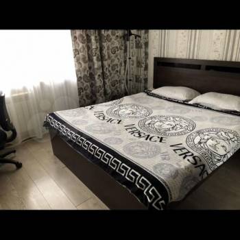 Сдается 2-х комнатная квартира, 85 м²