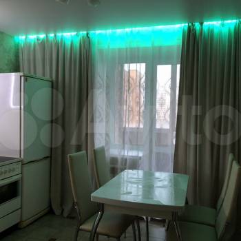 Сдается 2-х комнатная квартира, 85 м²