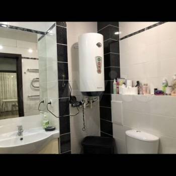 Сдается 2-х комнатная квартира, 85 м²