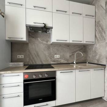 Продается 1-комнатная квартира, 38 м²