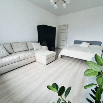 Продается 1-комнатная квартира, 38 м²