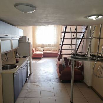 Продается 1-комнатная квартира, 30,9 м²