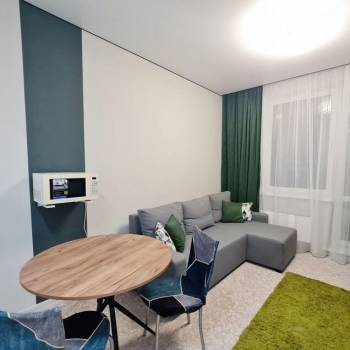 Сдается 1-комнатная квартира, 38 м²