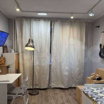 Продается 1-комнатная квартира, 65,2 м²