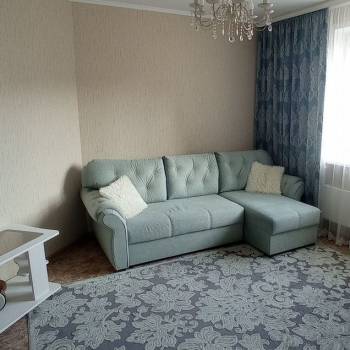 Сдается 1-комнатная квартира, 54 м²