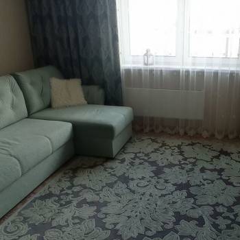 Сдается 1-комнатная квартира, 54 м²