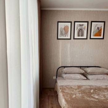 Сдается 1-комнатная квартира, 42 м²