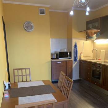 Сдается 2-х комнатная квартира, 80 м²