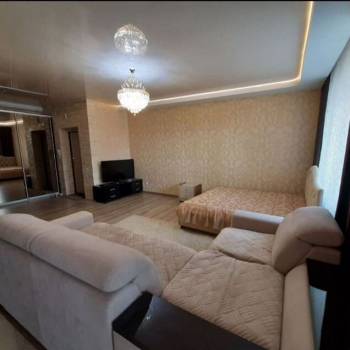 Продается 1-комнатная квартира, 48 м²