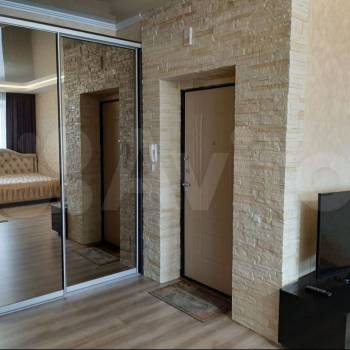 Продается 1-комнатная квартира, 48 м²