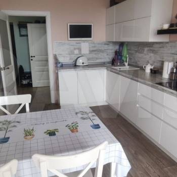 Продается 2-х комнатная квартира, 64,5 м²