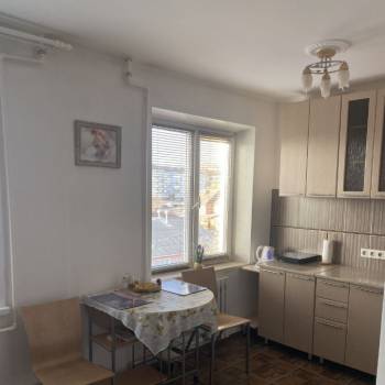 Продается Многокомнатная квартира, 59,8 м²