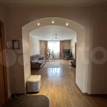 Продается Многокомнатная квартира, 92,9 м²