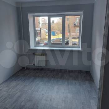 Продается Многокомнатная квартира, 59,9 м²