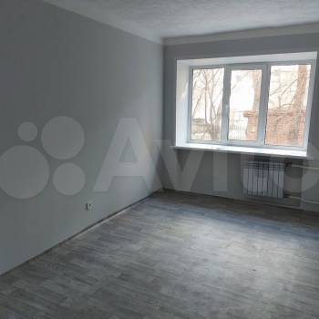 Продается Многокомнатная квартира, 59,9 м²