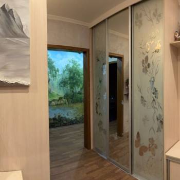 Продается Многокомнатная квартира, 83 м²