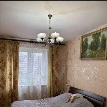 Продается Многокомнатная квартира, 79 м²