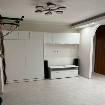 Продается 2-х комнатная квартира, 81,3 м²