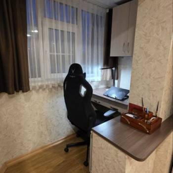 Продается Многокомнатная квартира, 120 м²