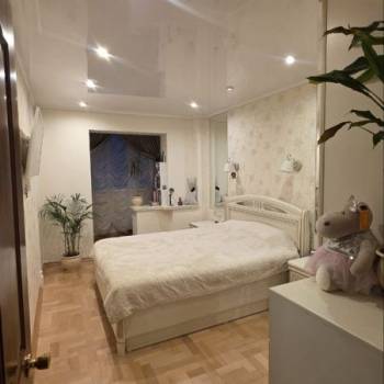 Продается Многокомнатная квартира, 120 м²