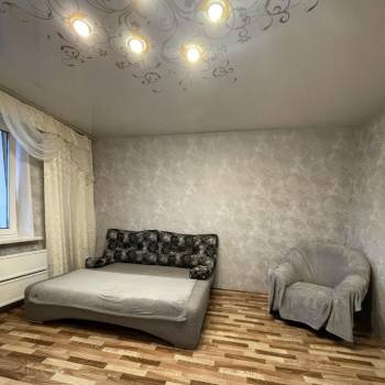 Сдается 1-комнатная квартира, 42 м²