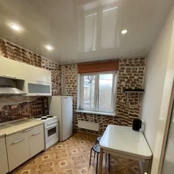 Сдается 1-комнатная квартира, 42 м²