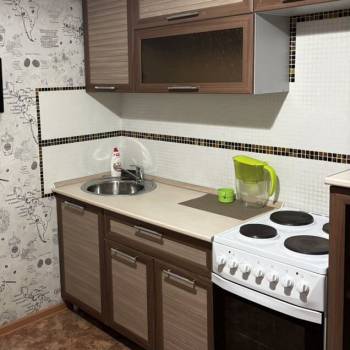 Сдается 1-комнатная квартира, 42 м²