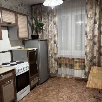 Сдается 1-комнатная квартира, 42 м²