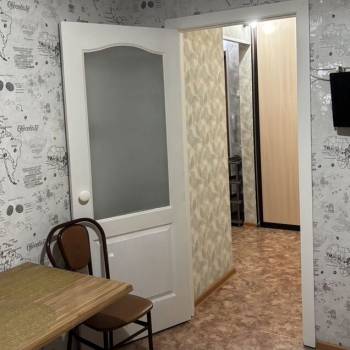 Сдается 1-комнатная квартира, 42 м²