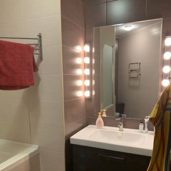 Сдается 2-х комнатная квартира, 80 м²