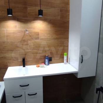 Продается 1-комнатная квартира, 42 м²