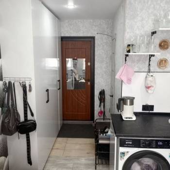 Продается 1-комнатная квартира, 12,2 м²