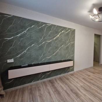 Продается 1-комнатная квартира, 29,7 м²