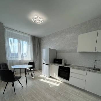 Сдается 2-х комнатная квартира, 70 м²