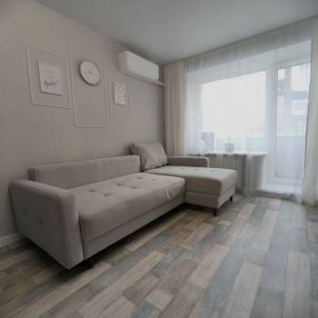 Продается 2-х комнатная квартира, 42 м²