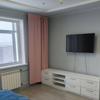 Сдается 1-комнатная квартира, 43 м²