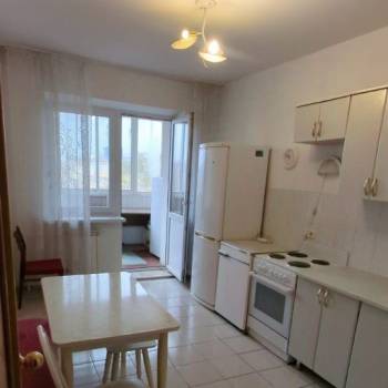 Сдается 2-х комнатная квартира, 65 м²