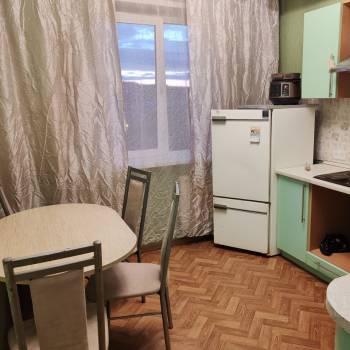 Сдается Многокомнатная квартира, 82 м²