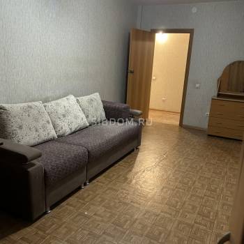 Сдается 1-комнатная квартира, 38 м²