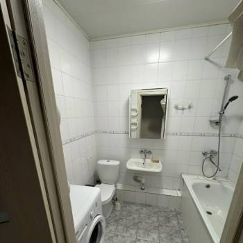 Сдается 1-комнатная квартира, 46,5 м²