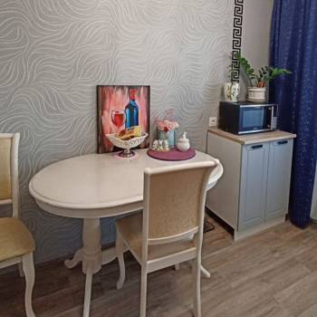 Продается 1-комнатная квартира, 37 м²