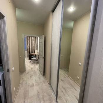 Сдается 1-комнатная квартира, 42 м²