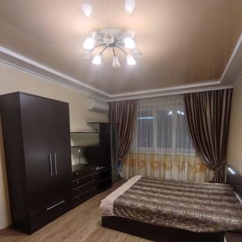 Сдается 1-комнатная квартира, 44 м²