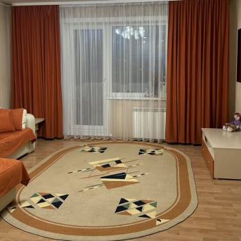 Продается Многокомнатная квартира, 84,5 м²