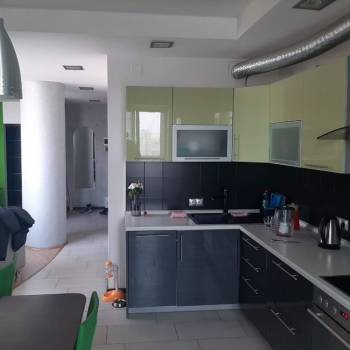 Сдается 2-х комнатная квартира, 66 м²