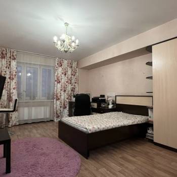 Продается 3-х комнатная квартира, 81 м²
