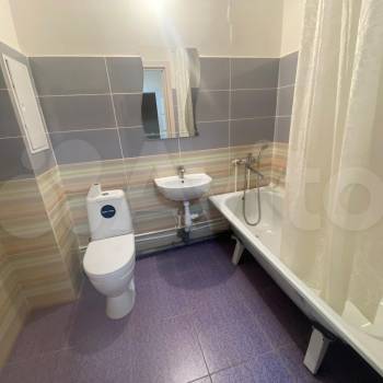 Сдается 1-комнатная квартира, 50 м²